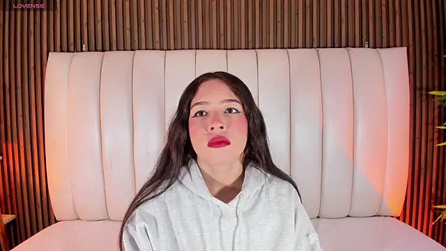 Snapshot of SaraRiley chatting on 02-26-26, 10:53 SaraRiley online show from 02-26-26, 10:53