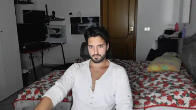 Snapshot of Alexox02 chatting on 10-05-25, 07:12 Alexox02 online show from 10-05-25, 07:12