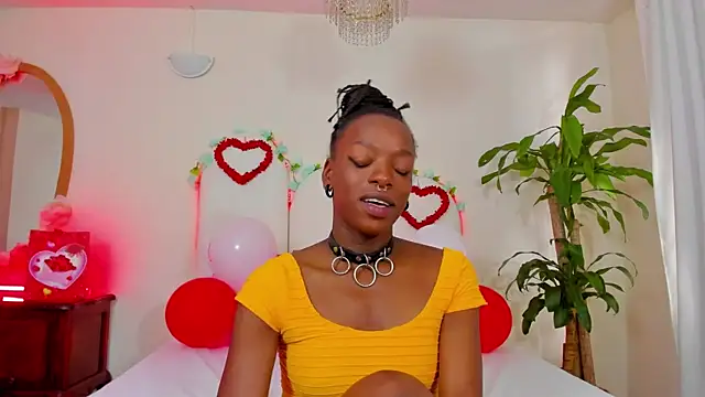 Coco Kiss online show from 02-12-25, 07:24