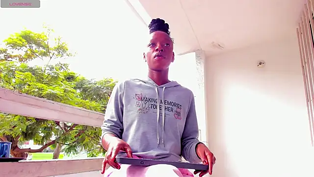 Coco Kiss online show from 02-23-25, 01:10