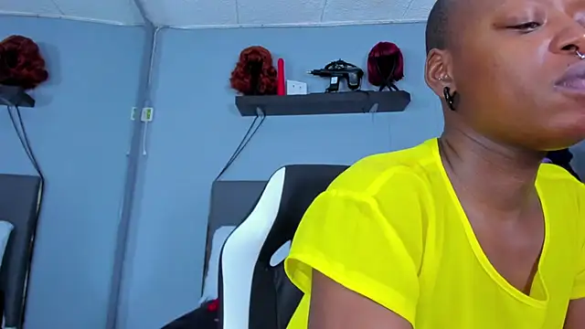 Coco Kiss online show from 03-17-26, 07:06