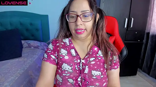 charlotee lovee69 online show from 02-06-25, 05:09