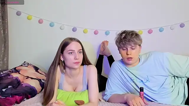 Emily and Ilumi online show from 12-26-24, 07:05