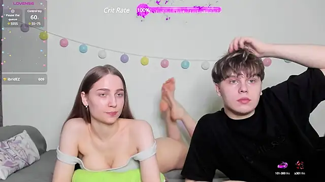 Snapshot of Emily_and_Ilumi chatting on 02-02-25, 09:23 Emily and Ilumi online show from 02-02-25, 09:23