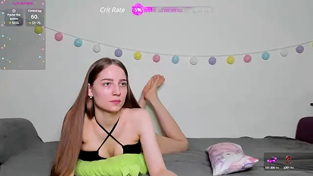 Snapshot of Emily_and_Ilumi chatting on 02-09-25, 03:45 Emily and Ilumi online show from 02-09-25, 03:45