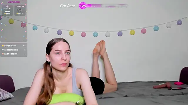 Snapshot of Emily_and_Ilumi chatting on 02-17-25, 06:37 Emily and Ilumi online show from 02-17-25, 06:37