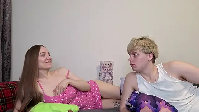 Emily and Ilumi online show from 03-18-26, 04:54