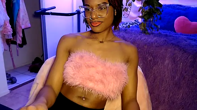 CocoSage online show from 03-10-26, 04:50