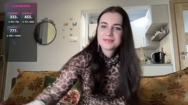 Snapshot of Teylor_Love chatting on 12-19-24, 01:40 Teylor Love online show from 12-19-24, 01:40