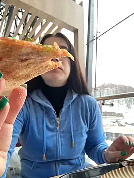 Snapshot of Teylor_Love chatting on 01-14-25, 12:56 Teylor Love online show from 01-14-25, 12:56