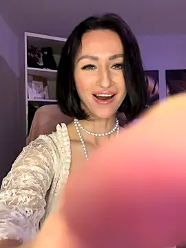 KatyEvanss online show from 10-10-25, 06:07