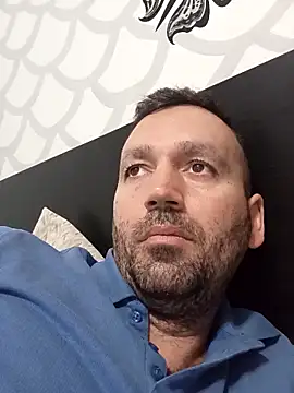 Snapshot of florin421 chatting on 03-03-26, 10:10 florin421 online show from 03-03-26, 10:10