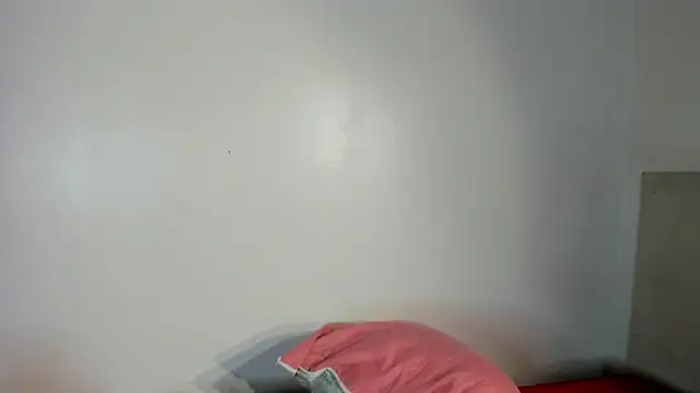 Snapshot of Cloe_Leee chatting on 03-15-25, 08:15 Cloe Leee online show from 03-15-25, 08:15