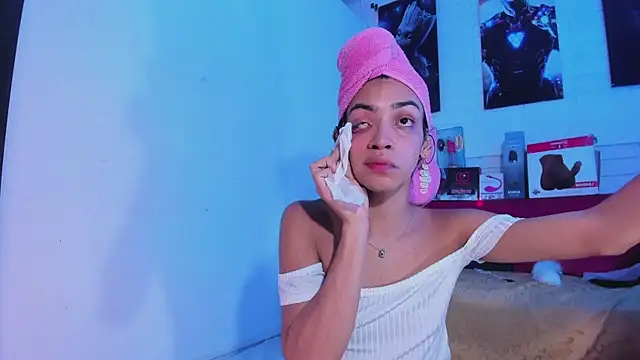 Alahia Rodriguez online show from 03-22-25, 12:35