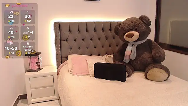 Nicols66 online show from 01-05-25, 12:31