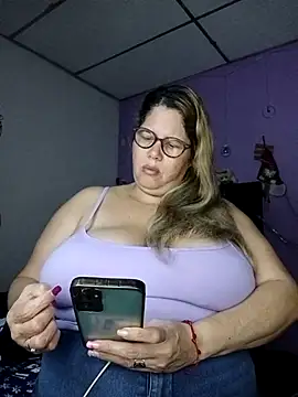 EllisW8 online show from 12-04-25, 12:14