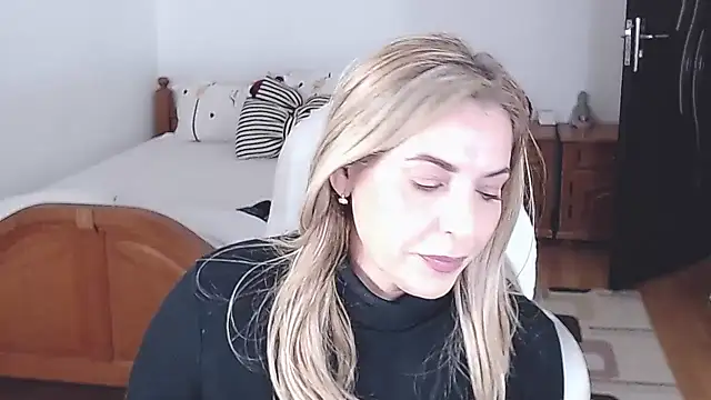 Snapshot of evamaria2024 chatting on 02-06-25, 08:39 evamaria2024 online show from 02-06-25, 08:39