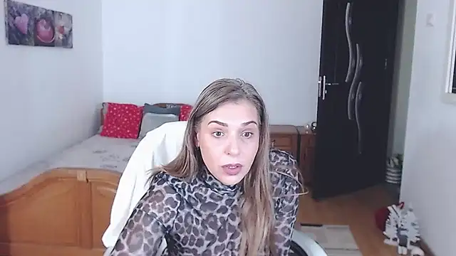 evamaria2024 online show from 12-15-25, 09:46