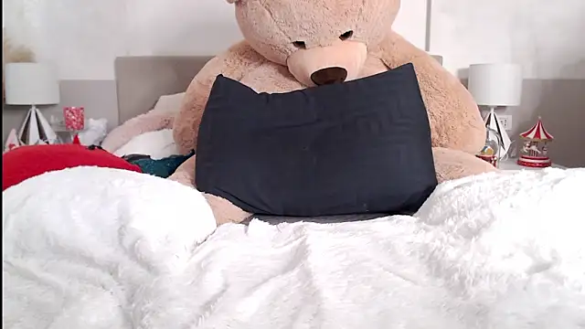 Smileyouarehere online show from 02-20-25, 02:46