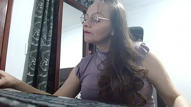 Snapshot of asleycavta chatting on 10-22-25, 05:13 asleycavta online show from 10-22-25, 05:13