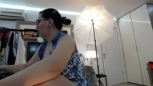 ILoveToFeelU online show from 02-27-25, 11:26