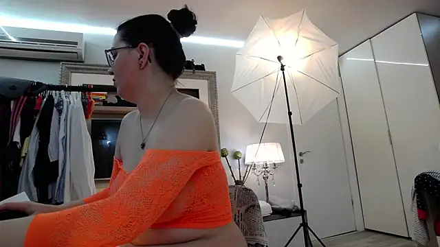 ILoveToFeelU online show from 03-12-25, 03:51