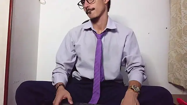 HomeAloneK online show from 02-12-26, 08:04