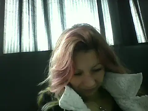 Snapshot of Paulita_x3 chatting on 03-06-25, 01:14 Paulita x3 online show from 03-06-25, 01:14