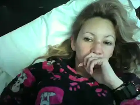 Snapshot of Paulita_x3 chatting on 10-02-25, 11:17 Paulita x3 online show from 10-02-25, 11:17