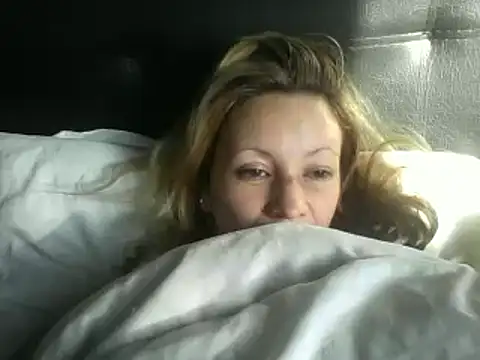 Snapshot of Paulita_x3 chatting on 03-04-26, 11:49 Paulita x3 online show from 03-04-26, 11:49