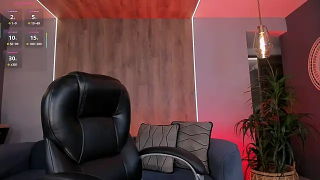 SofiaReyes1 online show from 04-03-26, 08:07