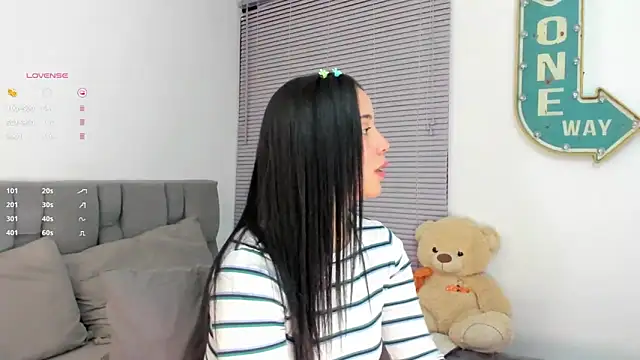 Gigi-bom online show from 10-06-25, 12:41