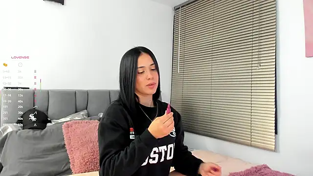 Gigi-bom online show from 01-06-26, 11:07