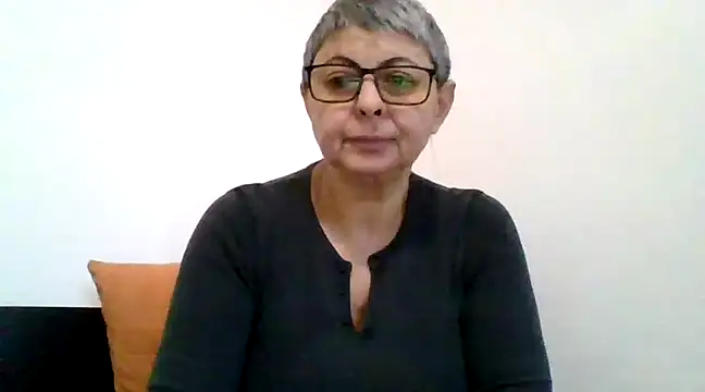 roseblak42 online show from 02-28-25, 03:15