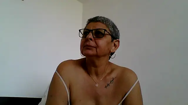 roseblak42 online show from 07-14-26, 01:39