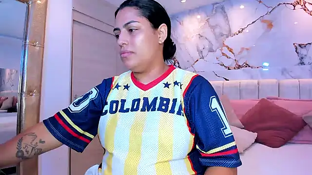 kiana cream online show from 07-13-26, 01:36