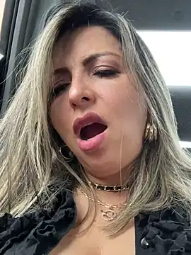  Abril-Office1 online show from 01-03-25, 06:35