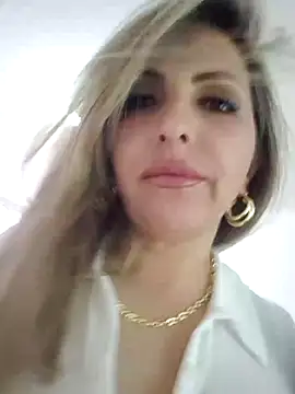  Abril-Office1 online show from 02-24-25, 07:52