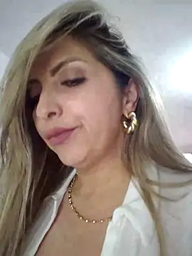  Abril-Office1 online show from 03-04-25, 08:38