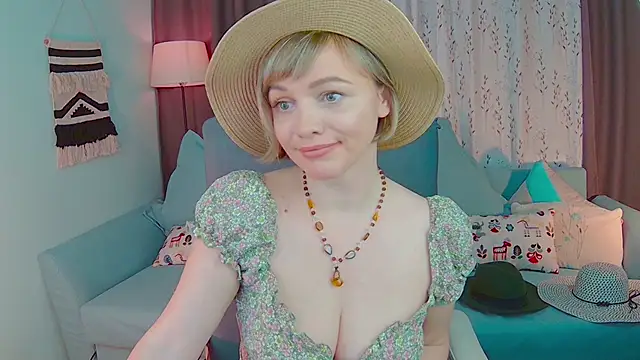 Snapshot of NandiSmile chatting on 02-19-25, 05:49 NandiSmile online show from 02-19-25, 05:49