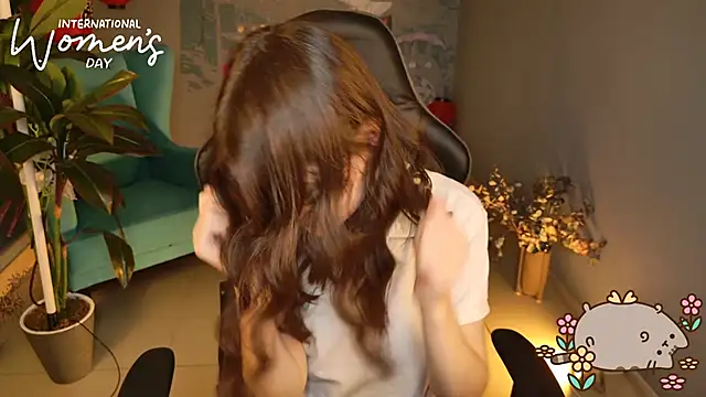 Snapshot of VeliraBraitberg chatting on 03-08-25, 11:16 VeliraBraitberg online show from 03-08-25, 11:16