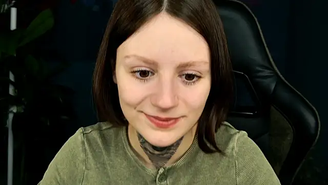 Snapshot of VeliraBraitberg chatting on 03-13-25, 11:19 VeliraBraitberg online show from 03-13-25, 11:19