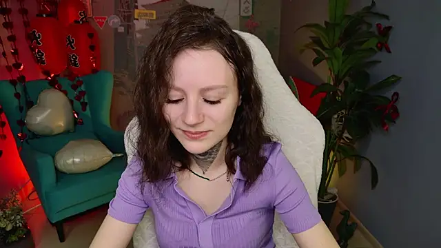 Snapshot of VeliraBraitberg chatting on 02-13-26, 01:18 VeliraBraitberg online show from 02-13-26, 01:18