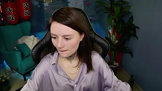 Snapshot of VeliraBraitberg chatting on 02-27-26, 01:11 VeliraBraitberg online show from 02-27-26, 01:11