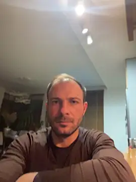 Adventurehotman online show from 04-18-26, 11:27