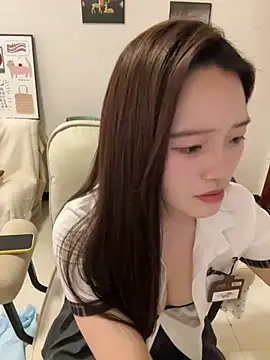 Snapshot of rose-u chatting on 01-18-25, 06:56 rose-u online show from 01-18-25, 06:56