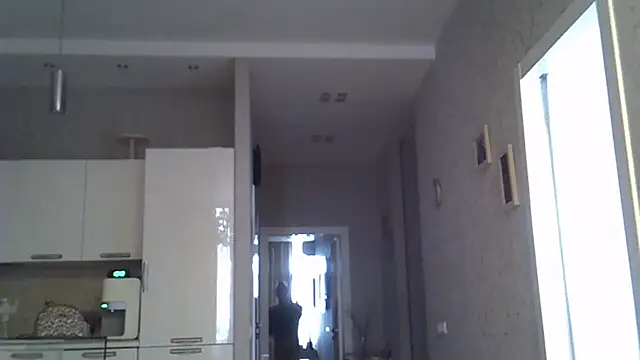 ZarinaSwift online show from 05-13-26, 04:43