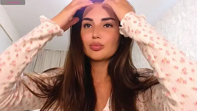 LaraSkinny online show from 10-02-25, 01:18