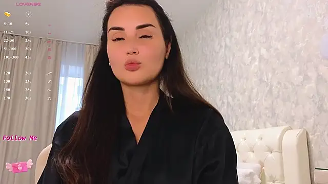 LaraSkinny online show from 07-06-26, 01:19
