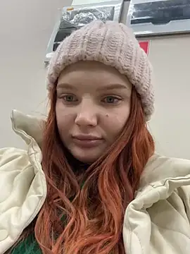 Snapshot of AmmyHot chatting on 12-22-24, 10:28 AmmyHot online show from 12-22-24, 10:28